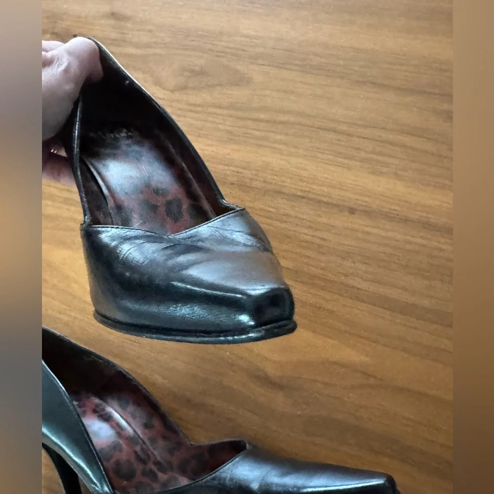 Stuart Weitzman Leather Pumps